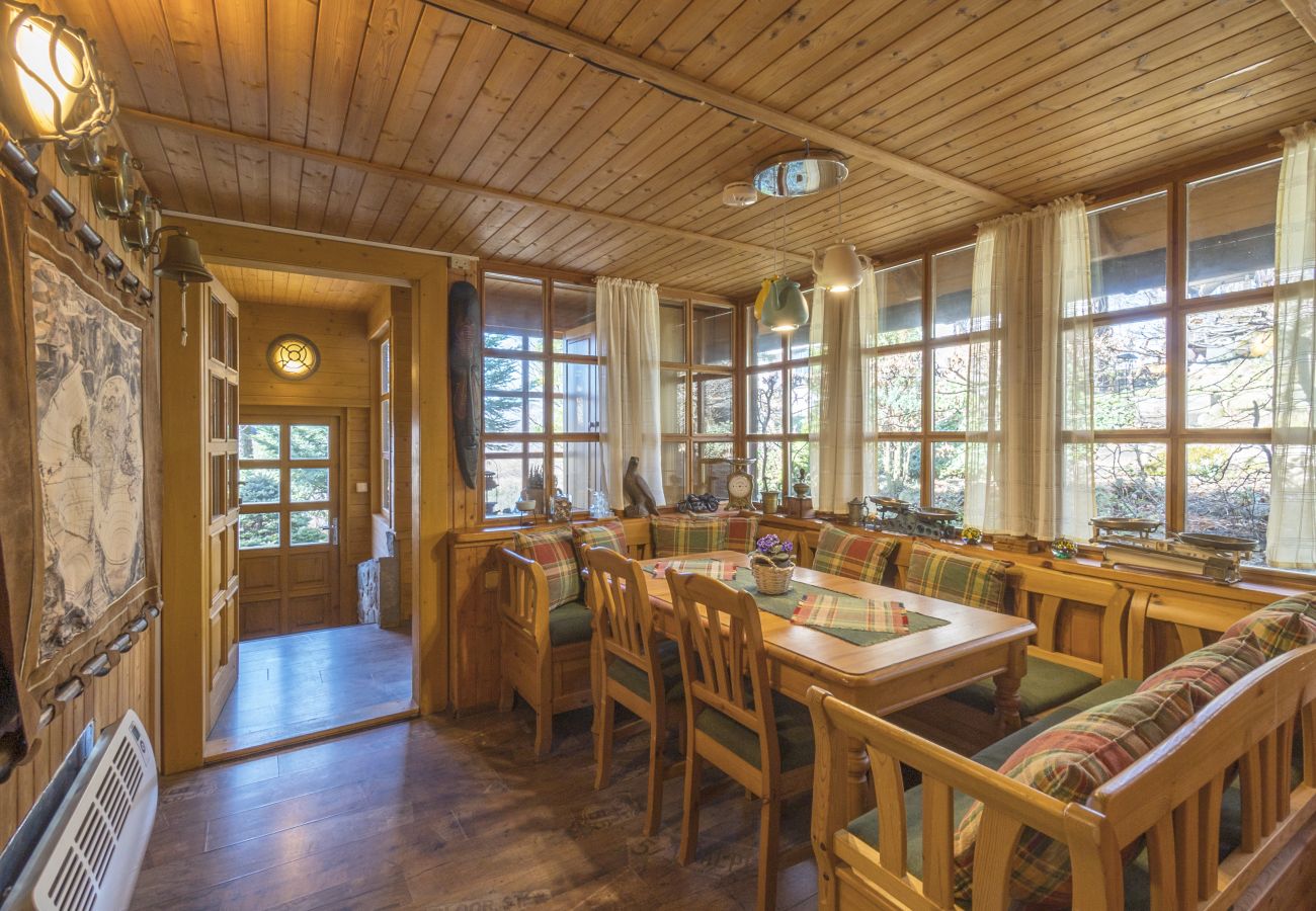 Villa in Malenovice -  Malenovice MMTM563