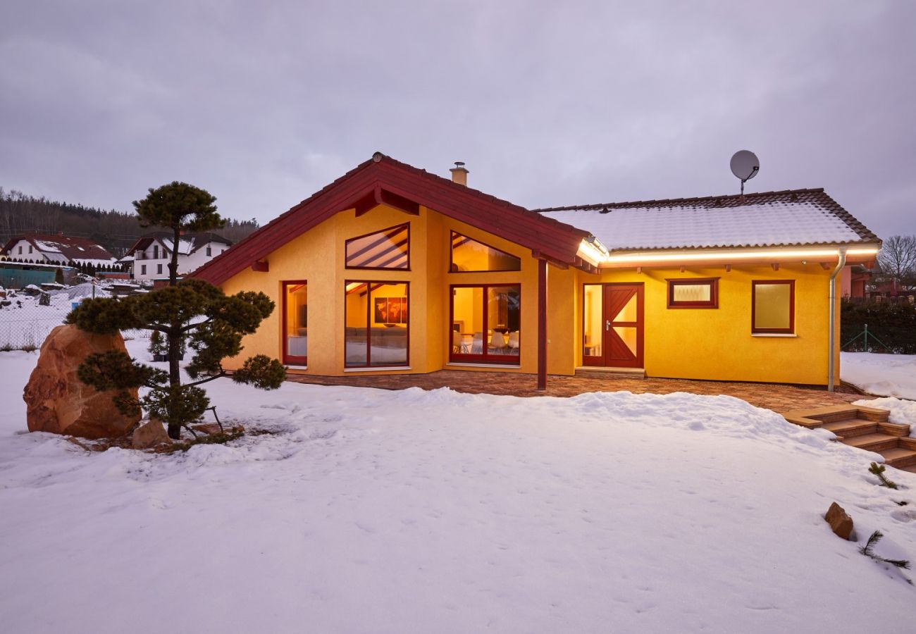 Villa in Cermná -  Cerna KCG350