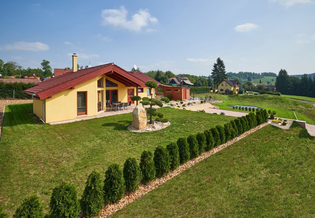 Villa in Cermná -  Cerna KCG350