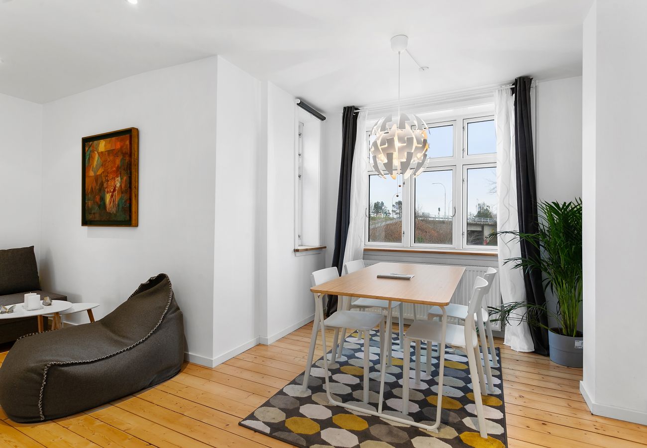 Apartment in Aalborg - aday - Apartment Suite Aalborg Center