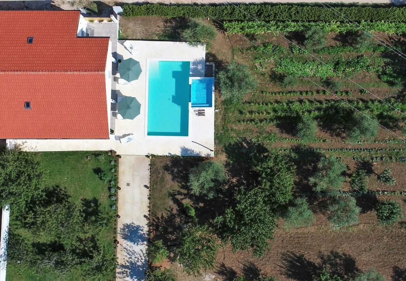House in Galovac - Poolincluded - Holiday Home Anima
