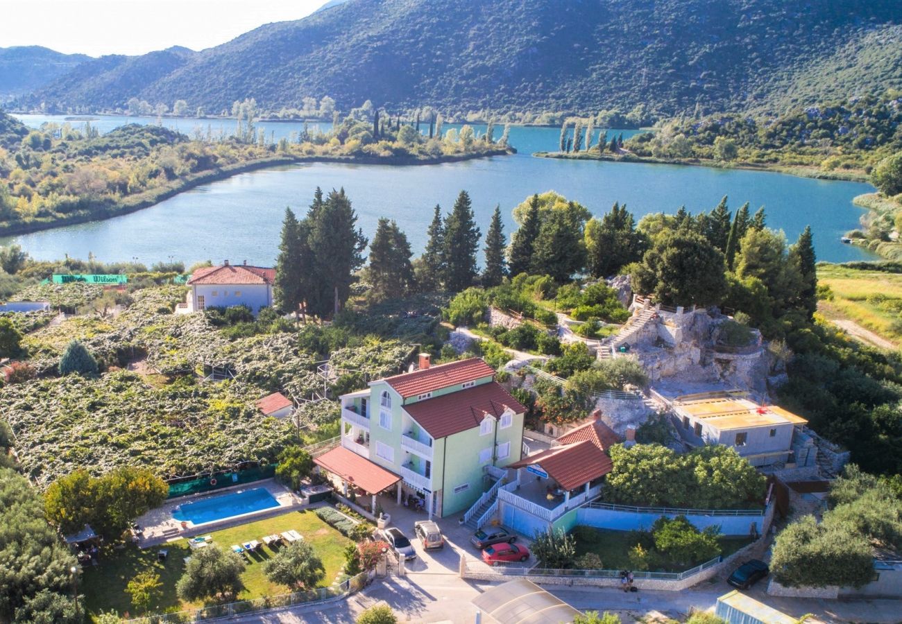 Apartment in Peracko Blato - Poolincluded - Apartment Pero