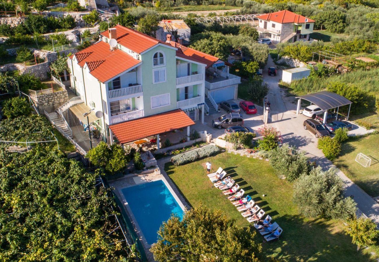 Apartment in Peracko Blato - Poolincluded - Apartment Pero