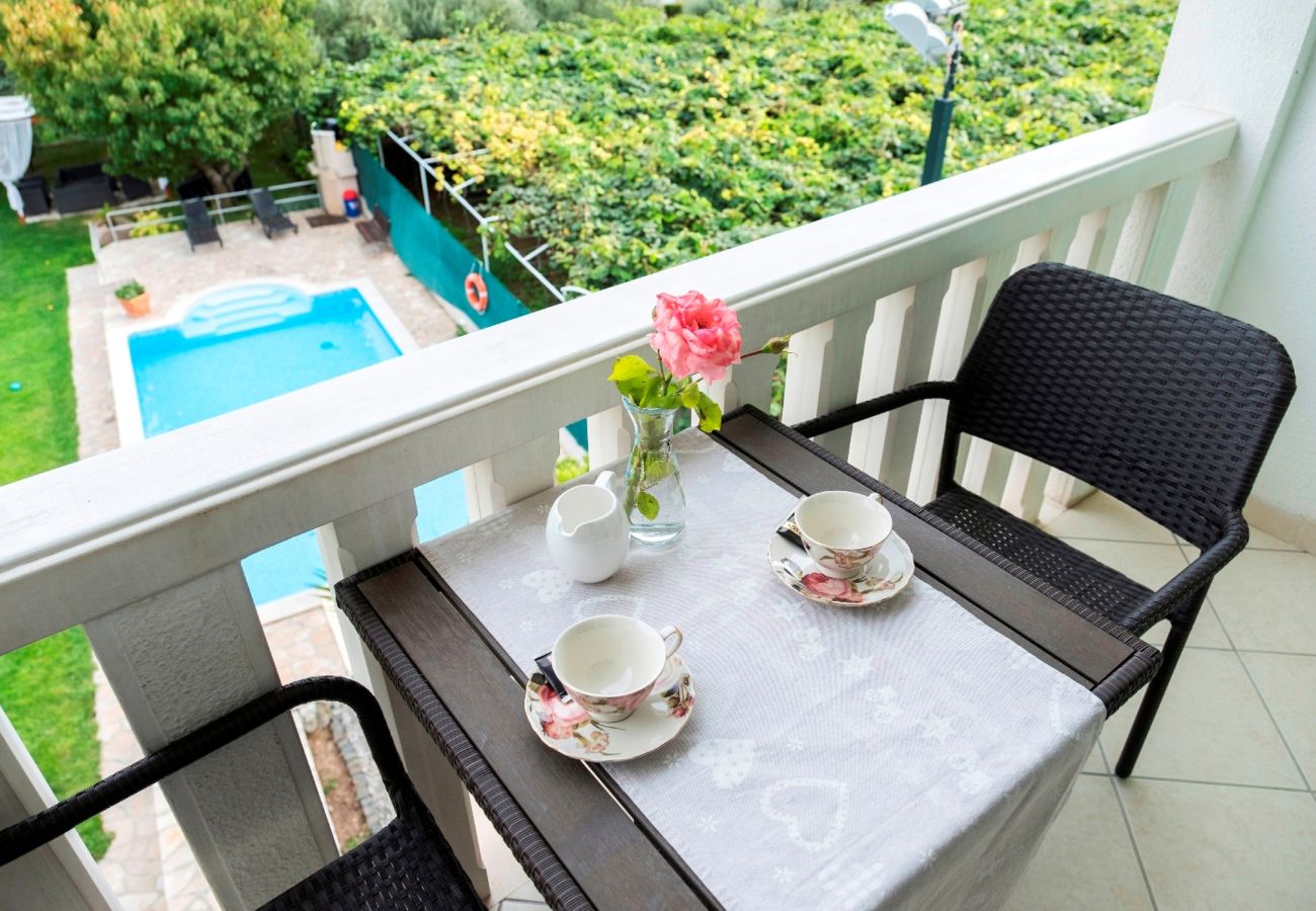 Apartment in Peracko Blato - Poolincluded - Apartment Pero