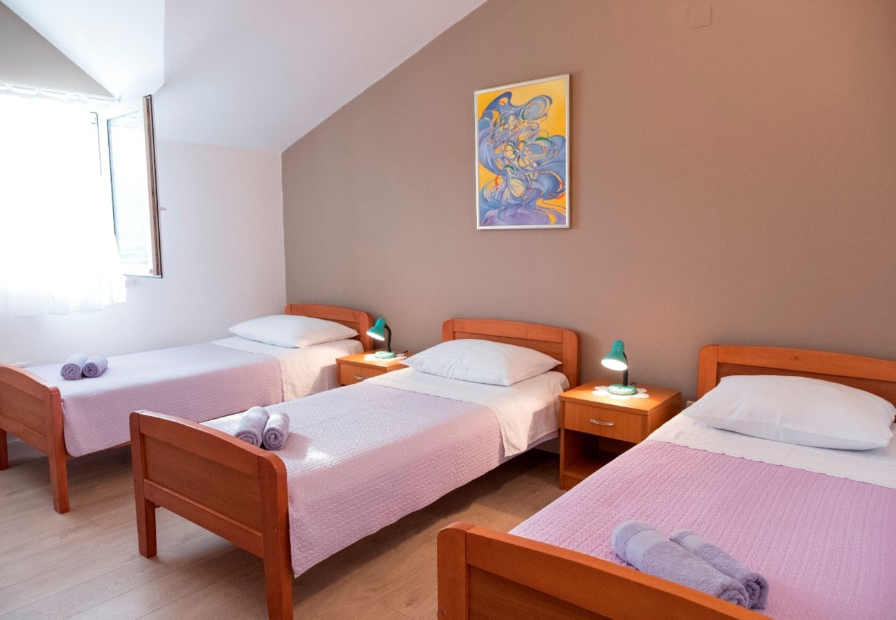 Apartment in Peracko Blato - Poolincluded - Apartment Pero