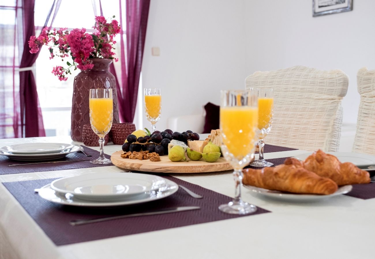 Apartment in Peracko Blato - Poolincluded - Apartment Pero