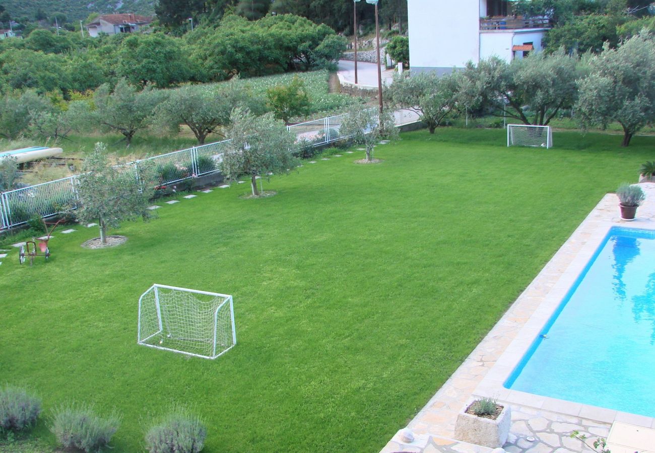 Apartment in Peracko Blato - Poolincluded - Apartment Pero
