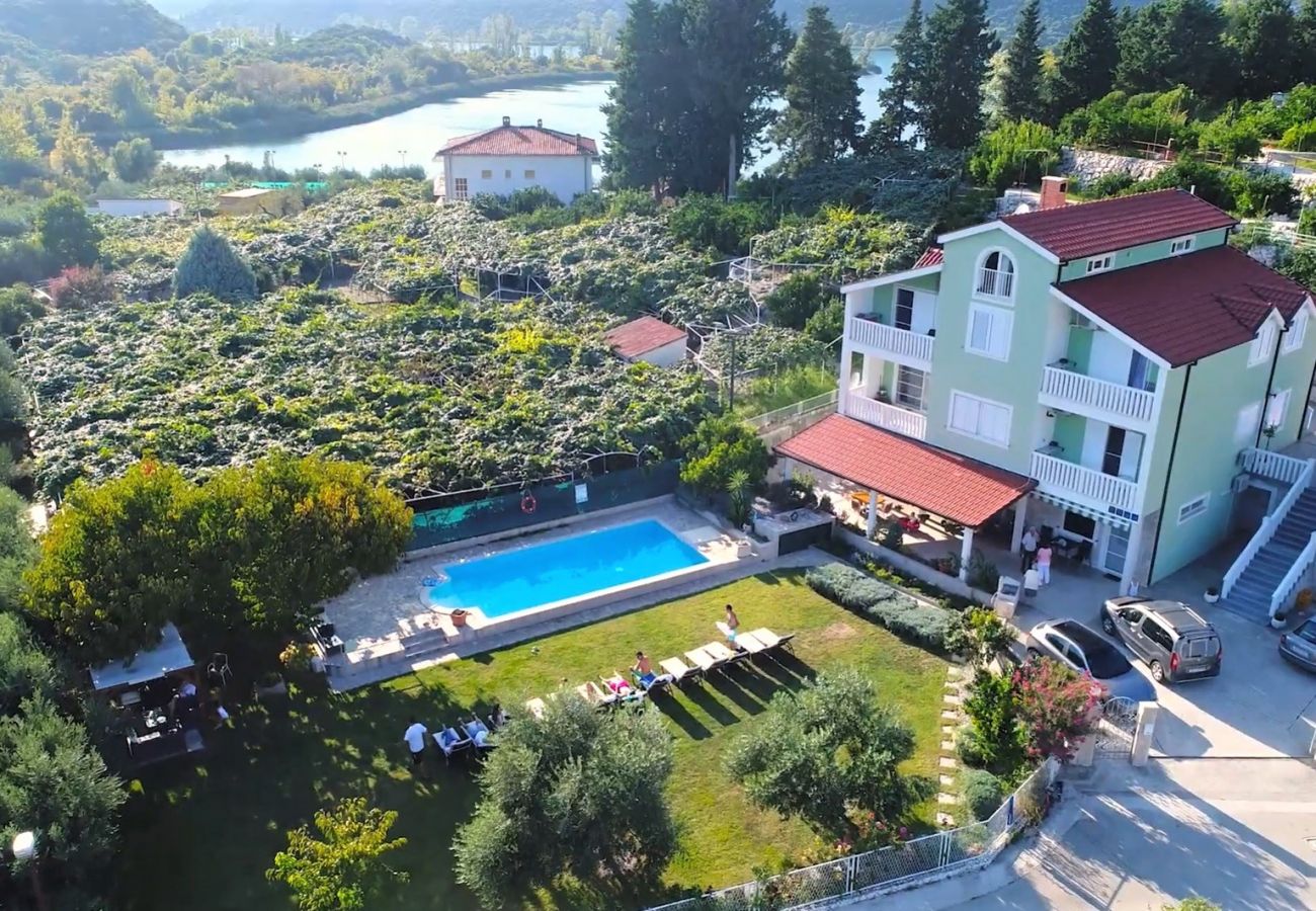 Apartment in Peracko Blato - Poolincluded - Apartment Pero