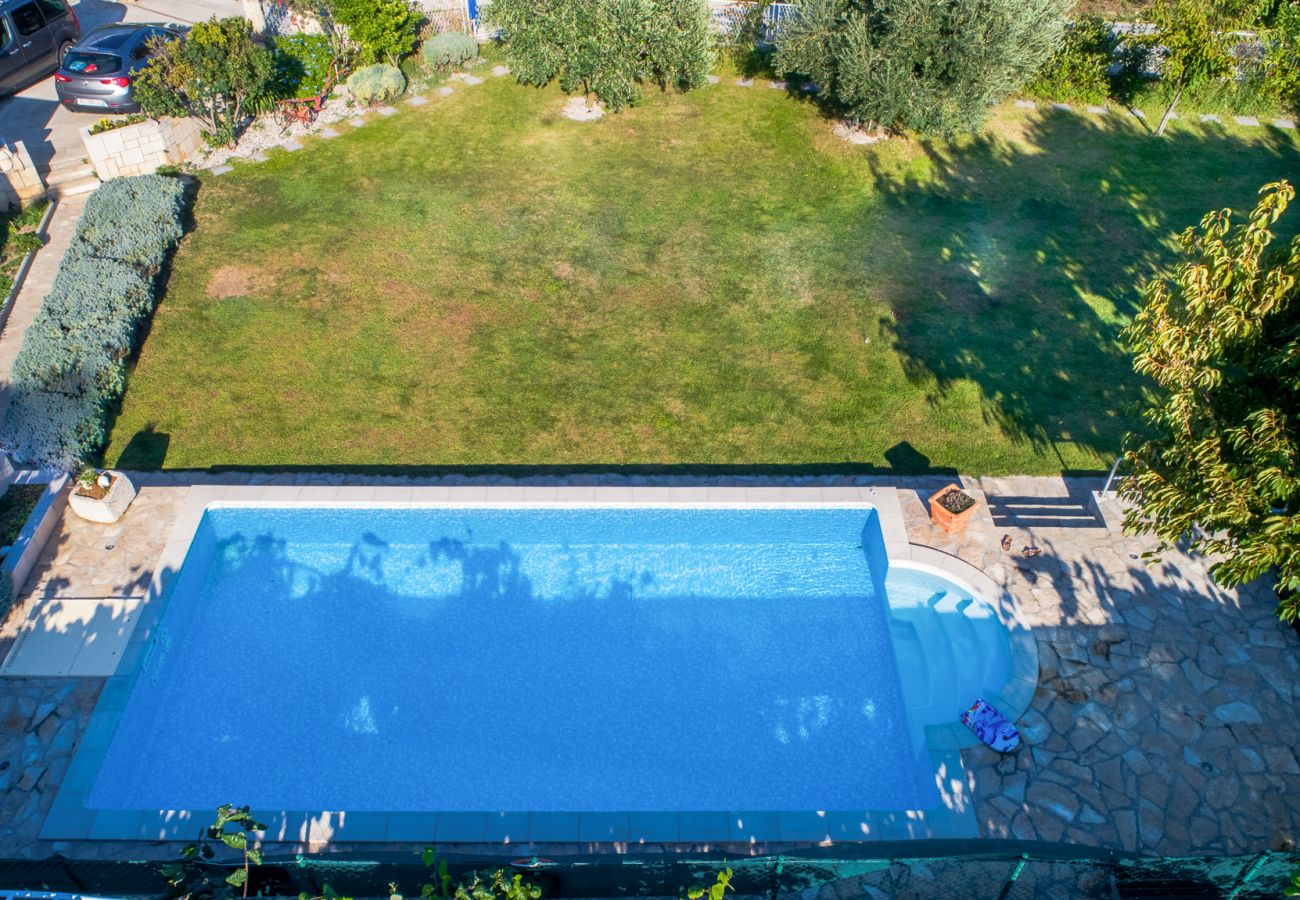 Apartment in Peracko Blato - Poolincluded - Apartment Pero