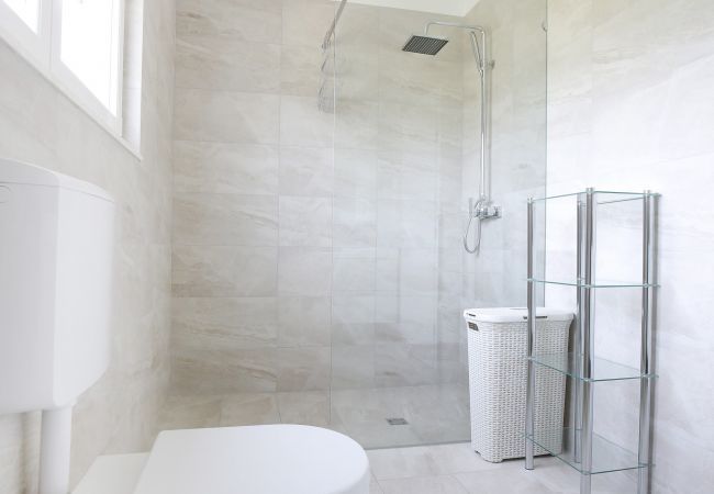 Villa in Maslenica - Poolincluded - Villa Anpero Villa in Maslenica - Poolincluded - Villa Anpero