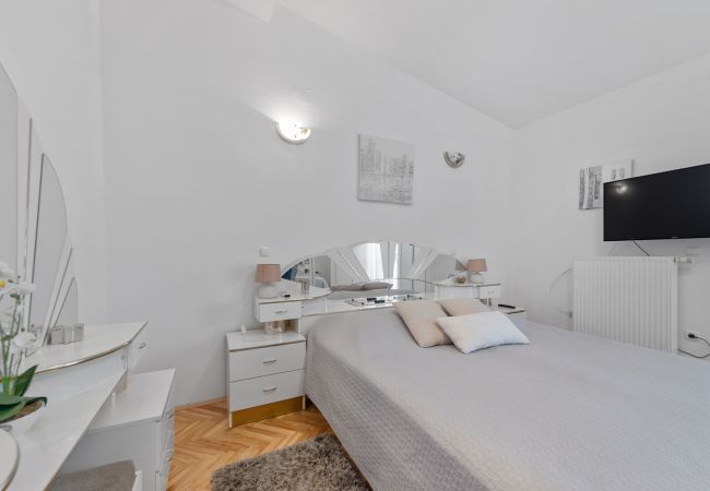 Villa in Neoric - Poolincluded - Spa & Sport Villa Neoric Villa in Neoric - Poolincluded - Spa & Sport Villa Neoric