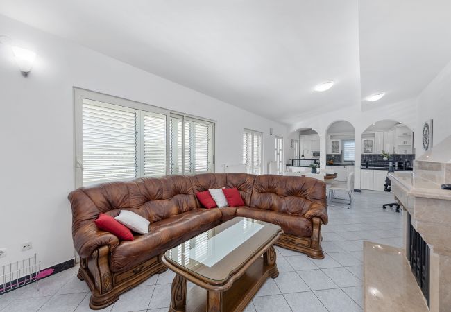 Villa in Neoric - Poolincluded - Spa & Sport Villa Neoric Villa in Neoric - Poolincluded - Spa & Sport Villa Neoric