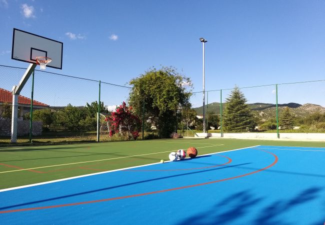 Villa in Neoric - Poolincluded - Spa & Sport Villa Neoric Villa in Neoric - Poolincluded - Spa & Sport Villa Neoric