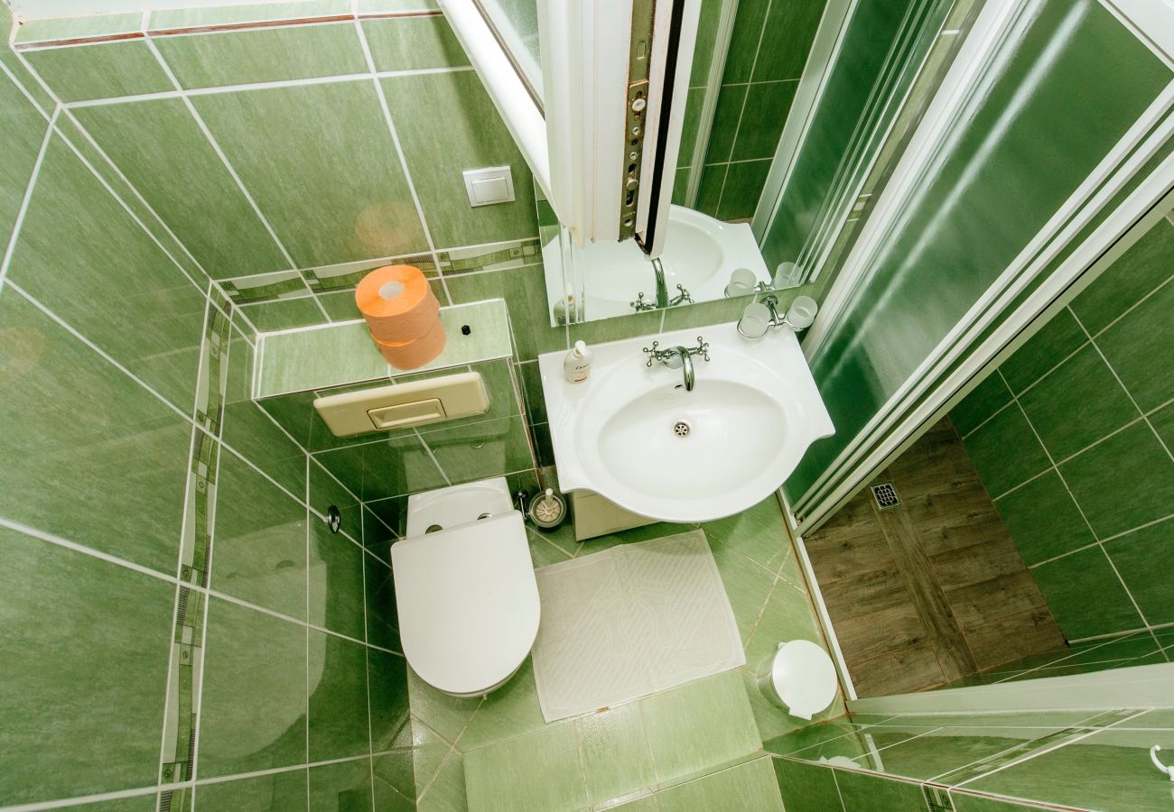 House in Maslenica - Poolicluded - Holiday House Halic