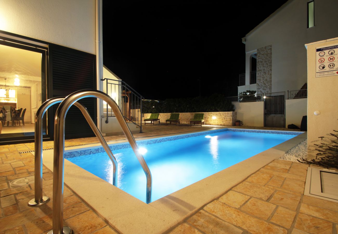 House in Vinjerac - Poolincluded - Villa Ive