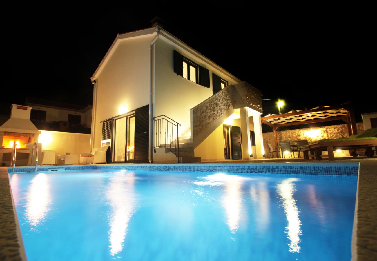 House in Vinjerac - Poolincluded - Villa Ive