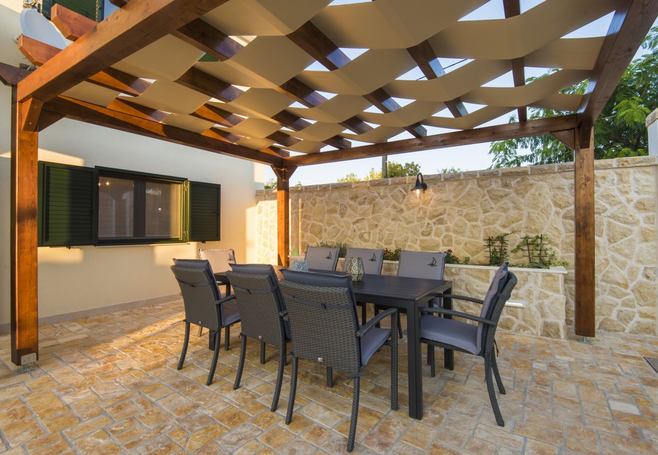 House in Vinjerac - Poolincluded - Villa Ive