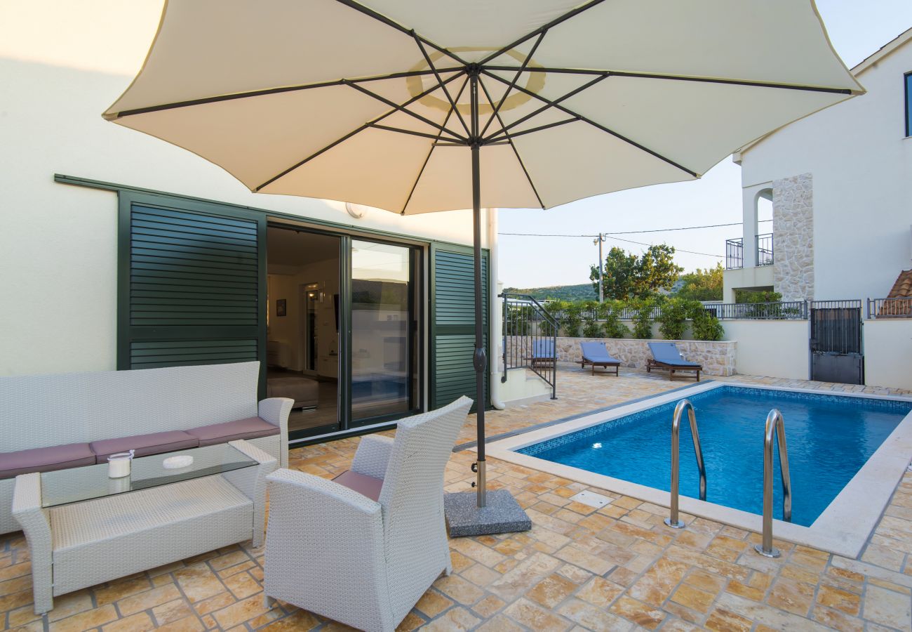 House in Vinjerac - Poolincluded - Villa Ive