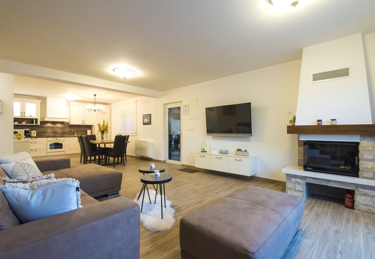 House in Vinjerac - Poolincluded - Villa Ive
