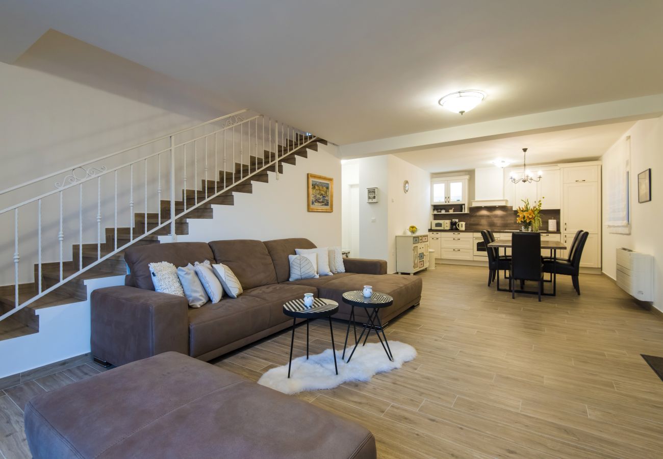 House in Vinjerac - Poolincluded - Villa Ive