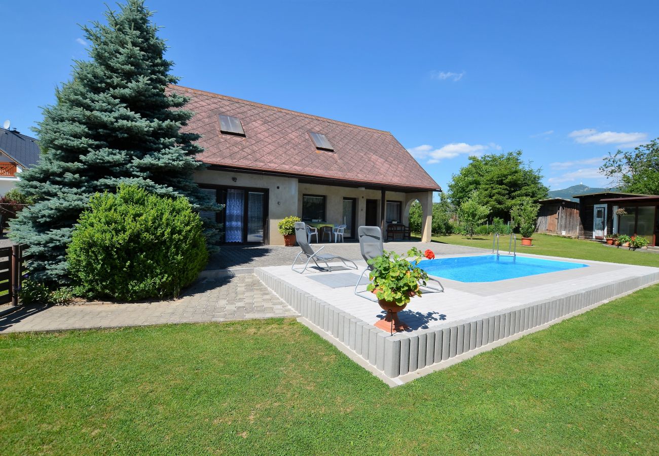 House in Osecná - Poolincluded holiday home Jested