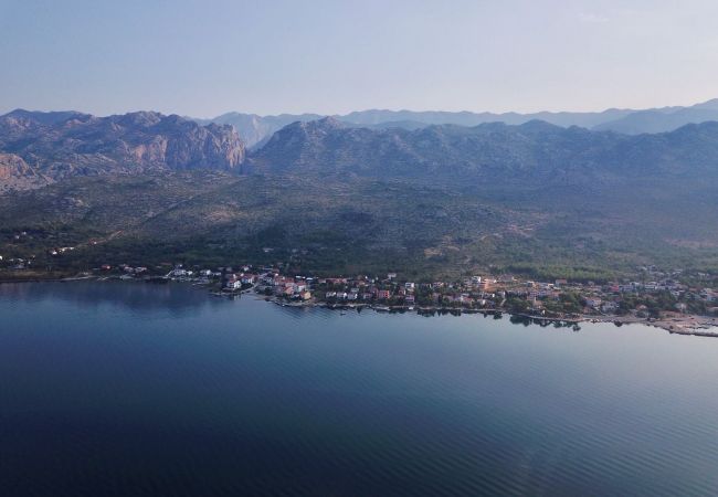 Apartment in Starigrad - Beachfront apartment Stipe Apartment in Starigrad - Beachfront apartment Stipe