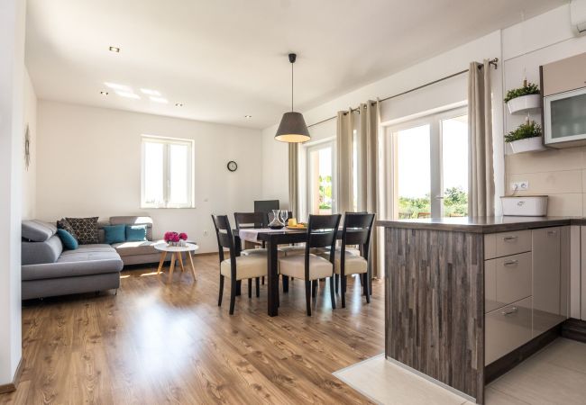 House in Policnik - Poolincluded Holiday Home Josipa House in Policnik - Poolincluded Holiday Home Josipa