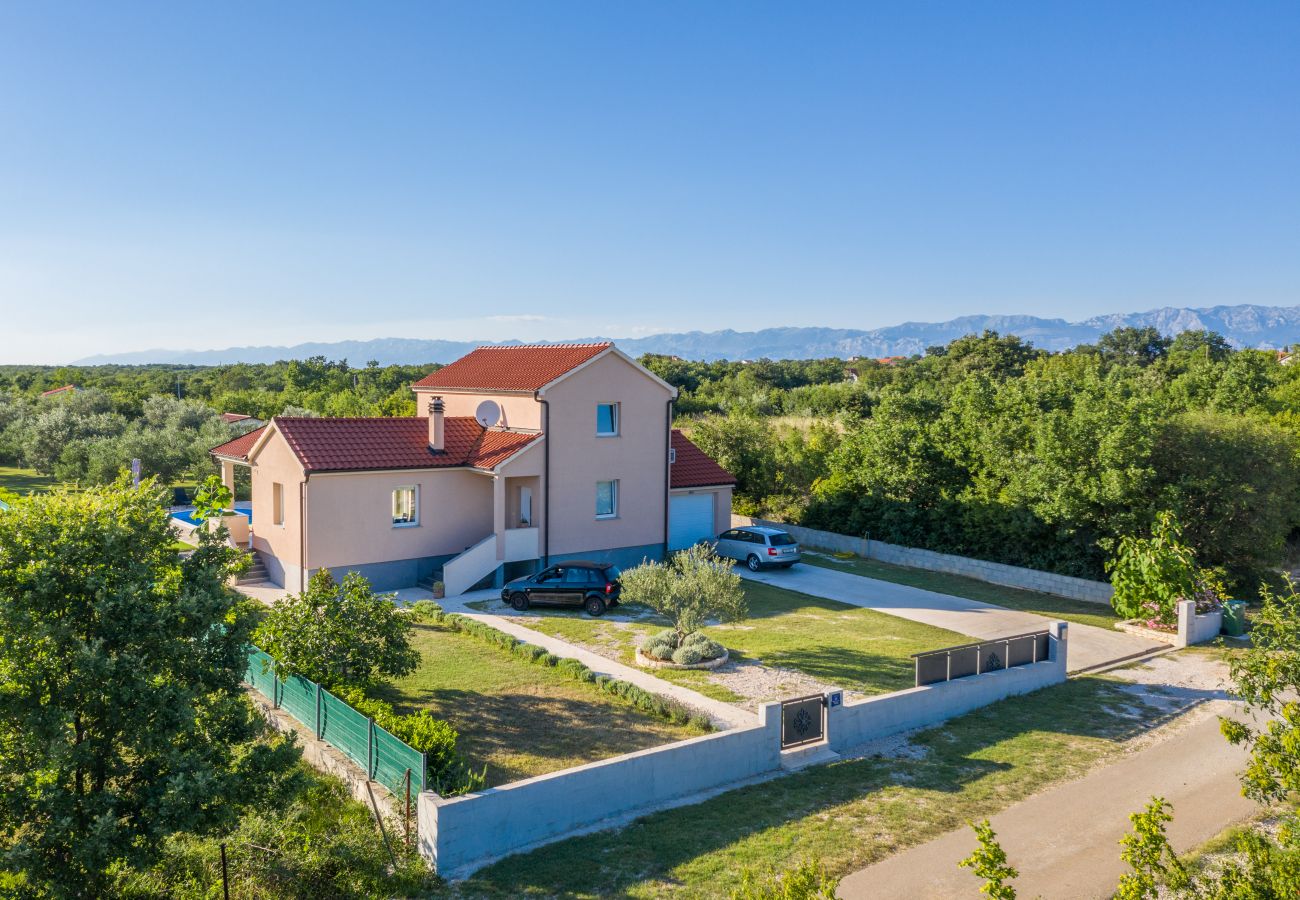 House in Policnik - Poolincluded Holiday Home Josipa