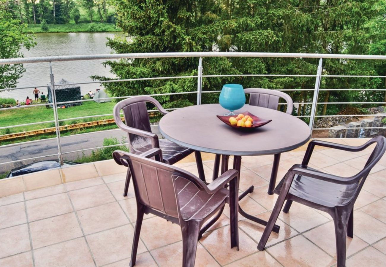 Villa in Stríbrná Skalice - Praha Východ SPJK150