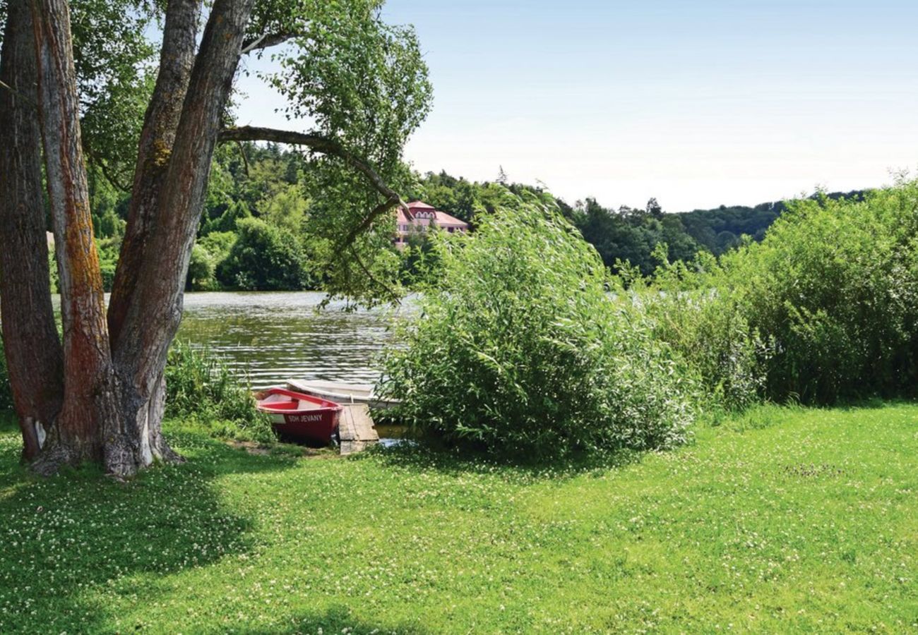 Villa in Stríbrná Skalice - Praha Východ SPJK150