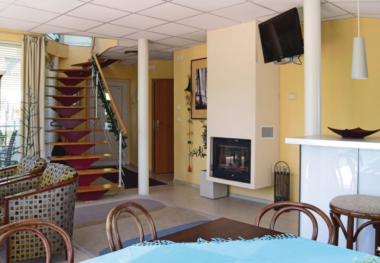 Villa in Stríbrná Skalice - Praha Východ SPJK150