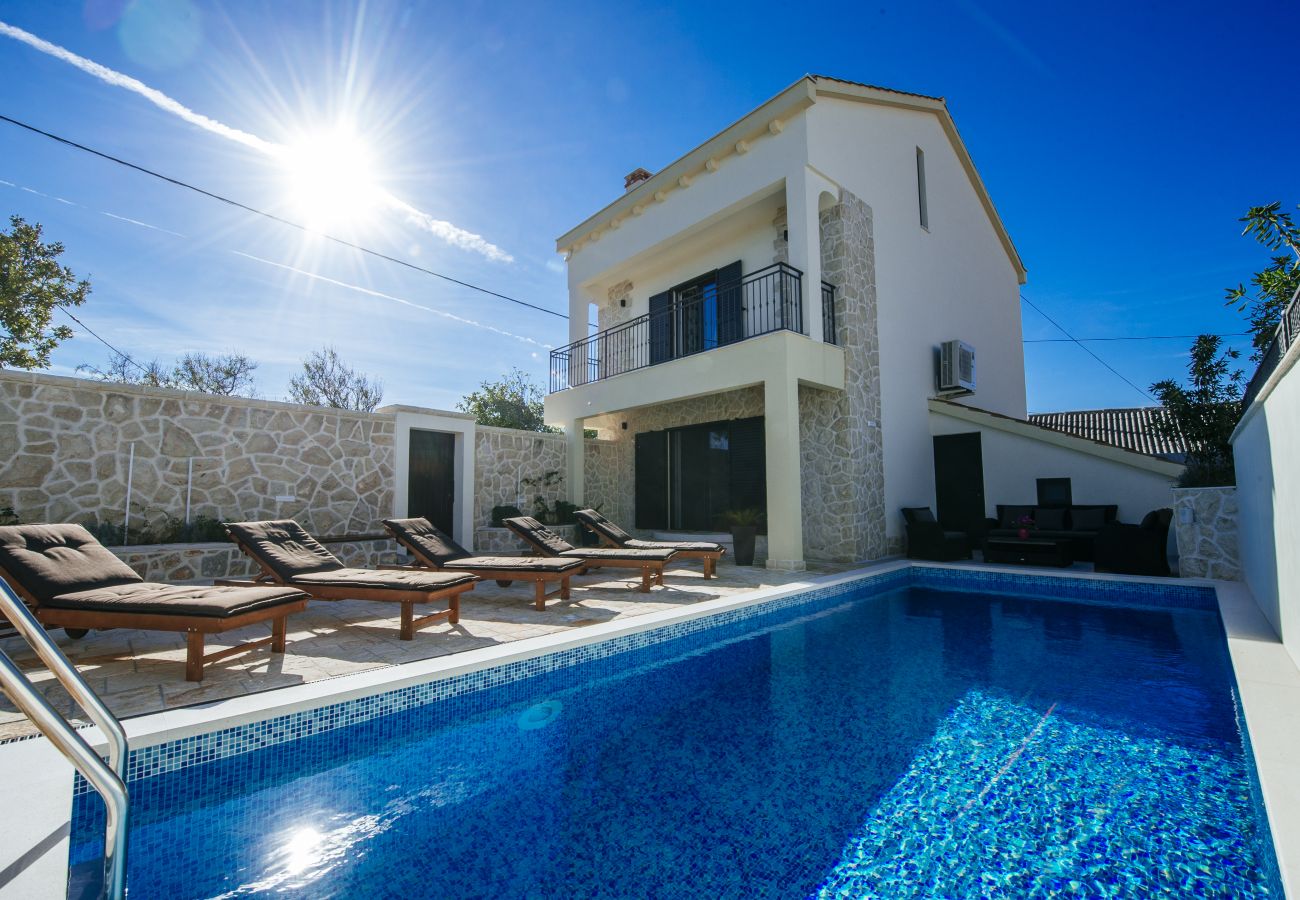 Villa in Vinjerac - Poolincluded - Villa Coza