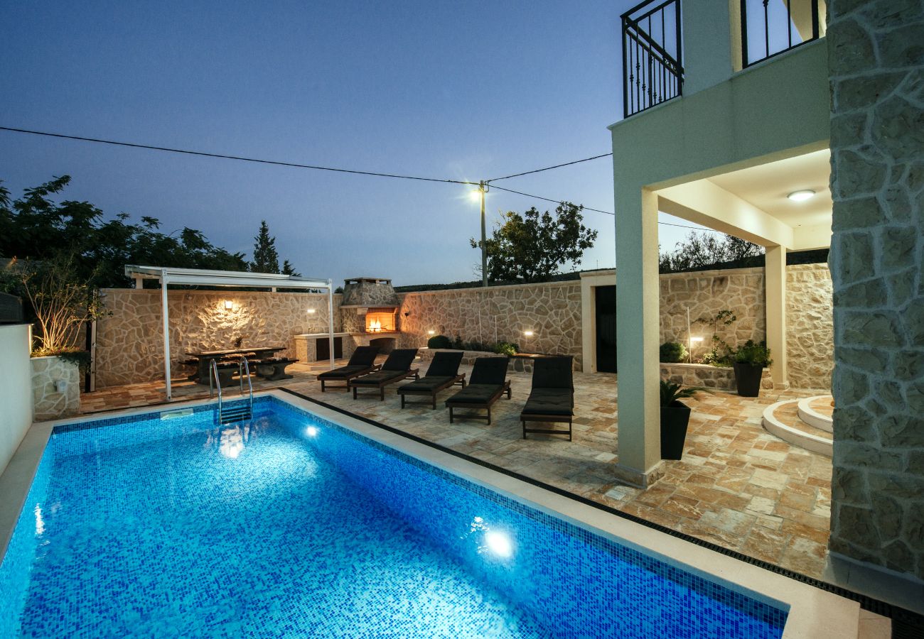 Villa in Vinjerac - Poolincluded - Villa Coza