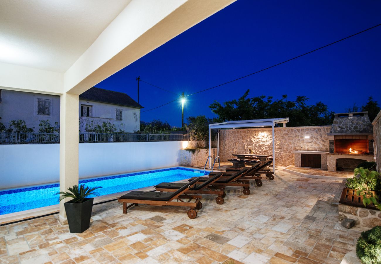 Villa in Vinjerac - Poolincluded - Villa Coza