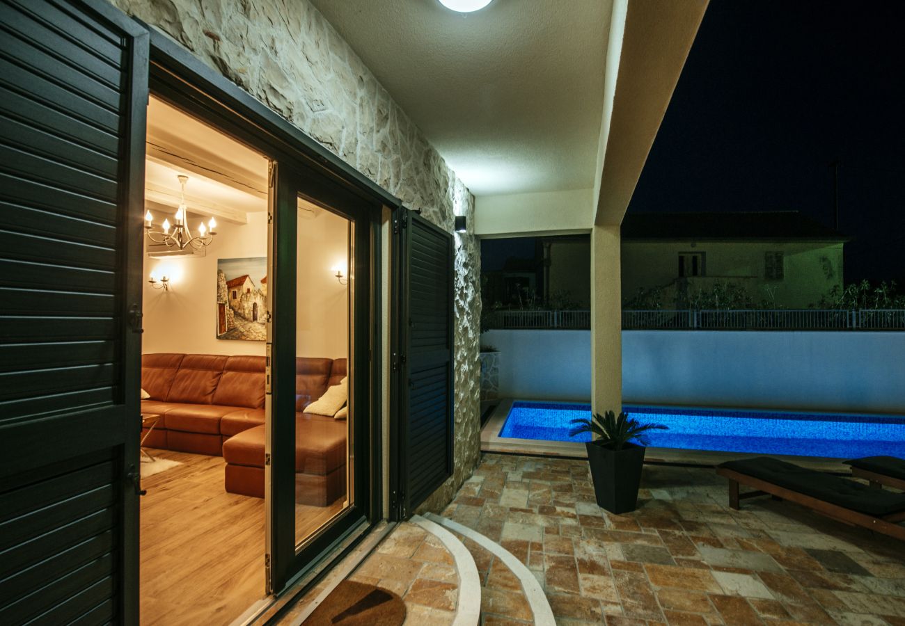 Villa in Vinjerac - Poolincluded - Villa Coza