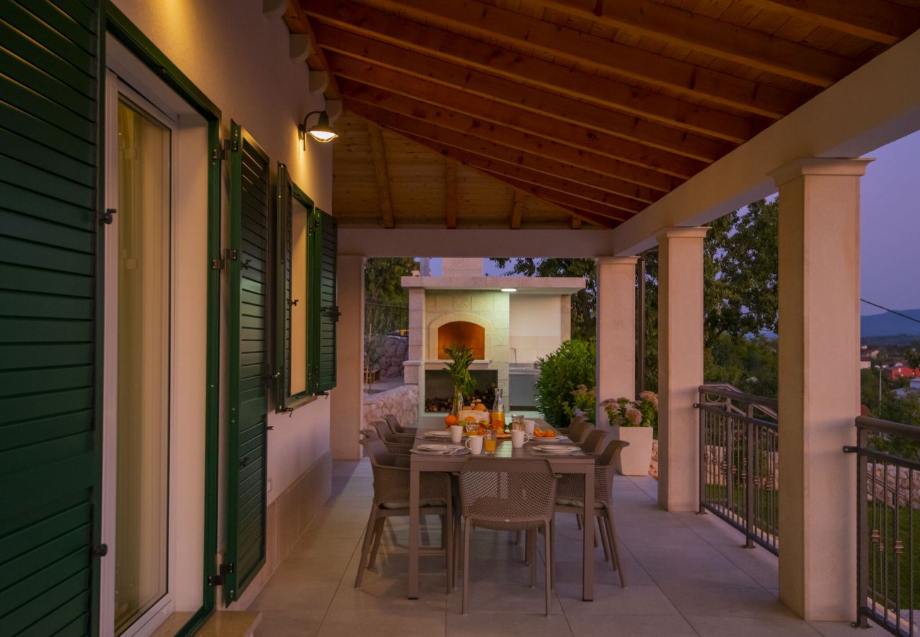 Villa in Glavina Donja - Poolincluded - Villa Melita