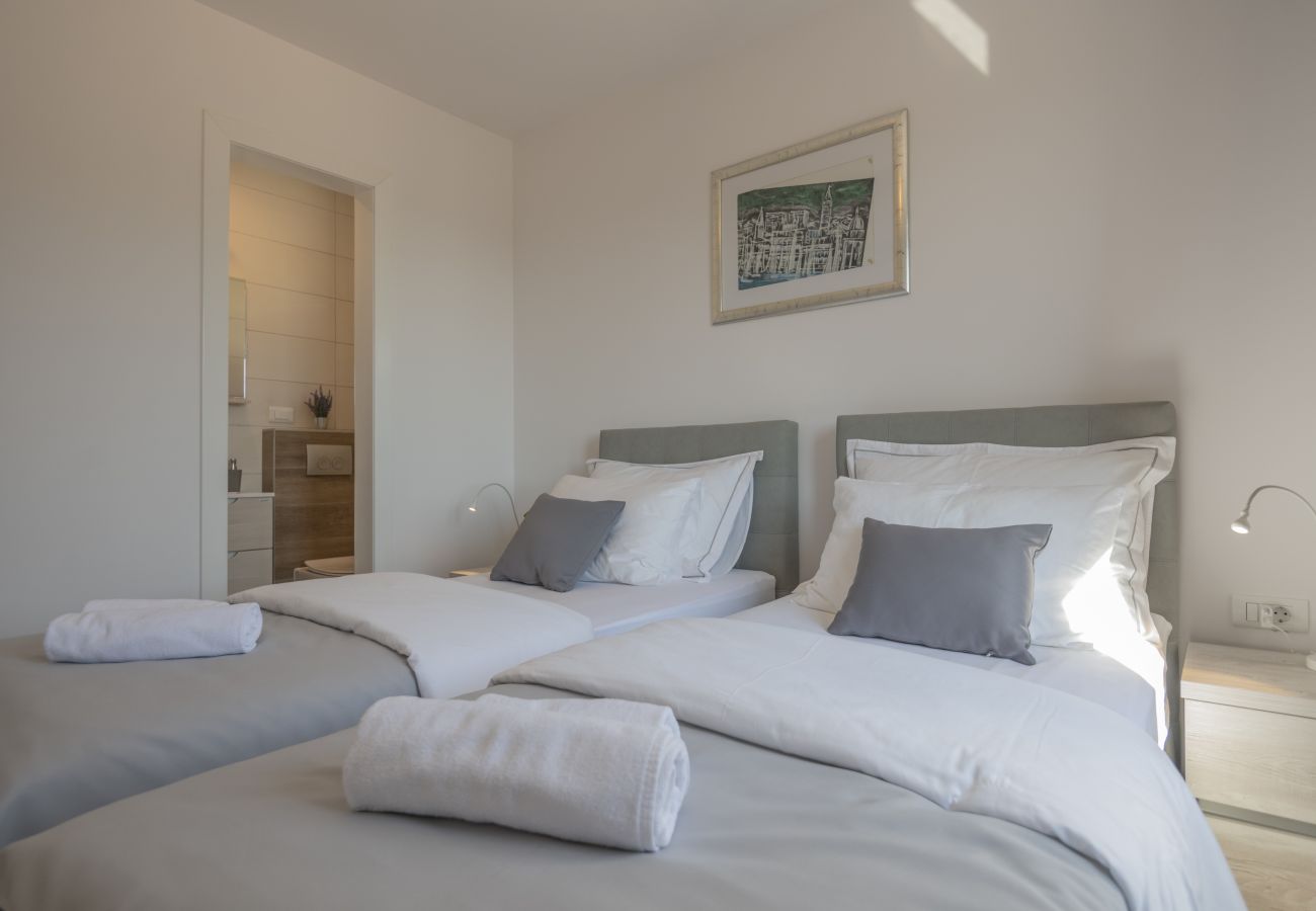 Villa in Glavina Donja - Poolincluded - Villa Melita