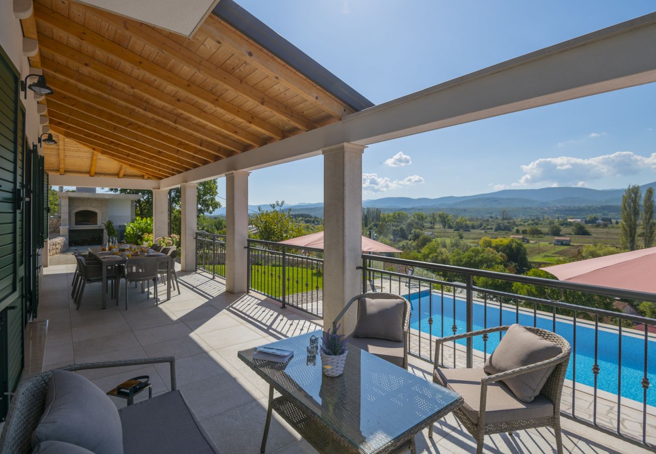 Villa in Glavina Donja - Poolincluded - Villa Melita