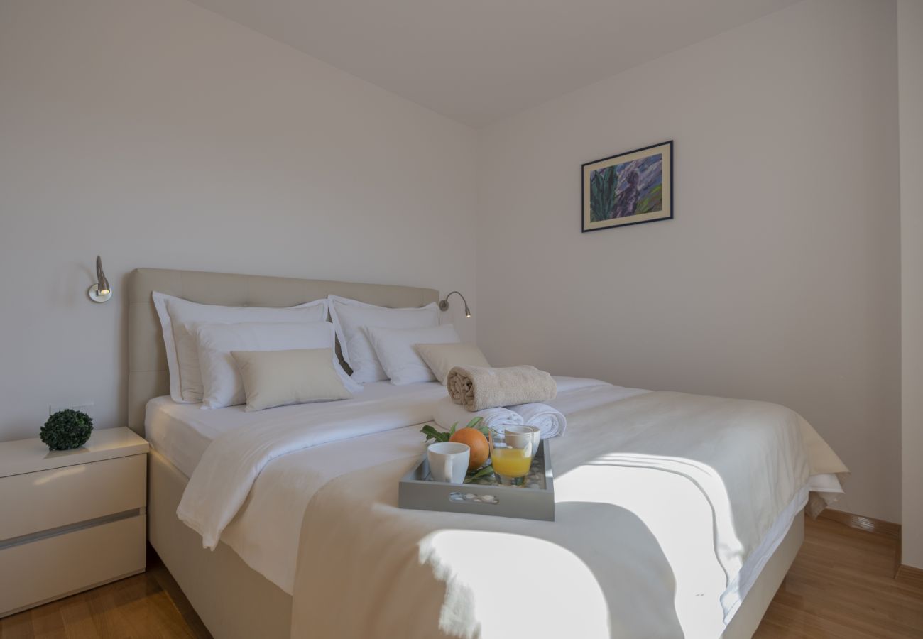 Villa in Glavina Donja - Poolincluded - Villa Melita
