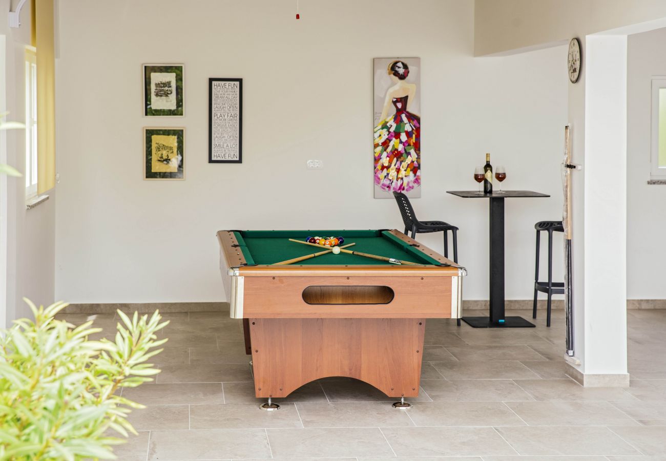 Villa in Glavina Donja - Poolincluded - Villa Melita
