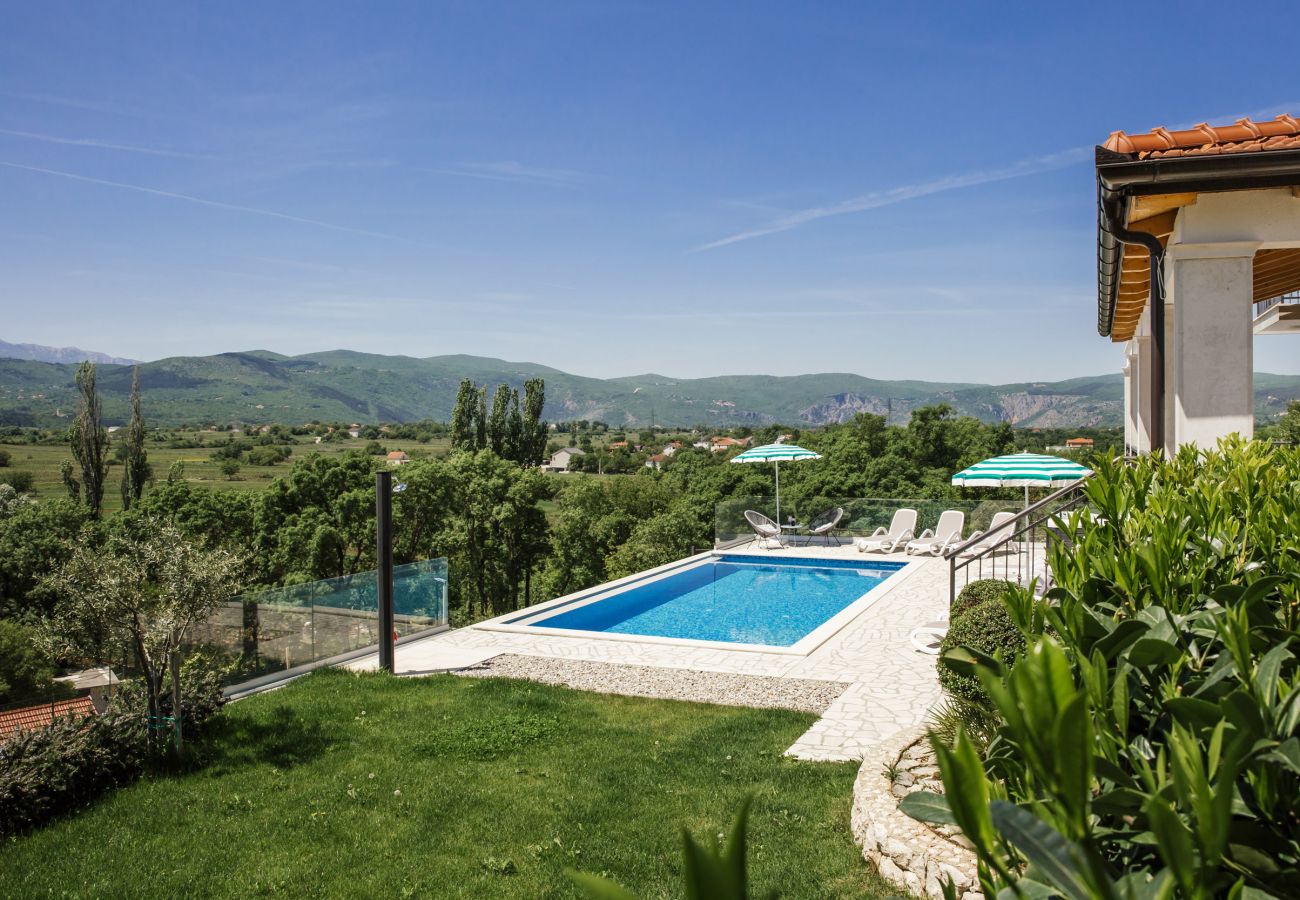 Villa in Glavina Donja - Poolincluded - Villa Melita