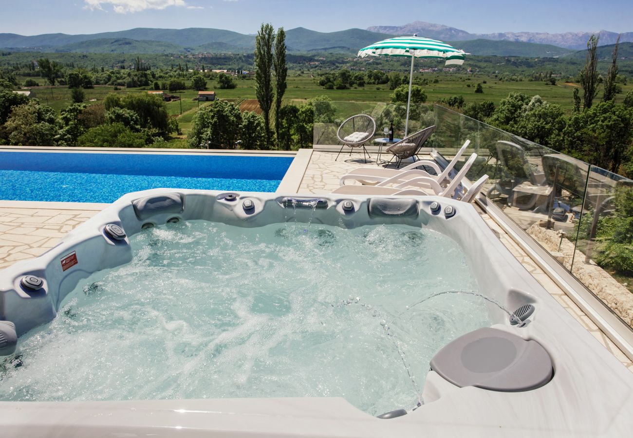 Villa in Glavina Donja - Poolincluded - Villa Melita