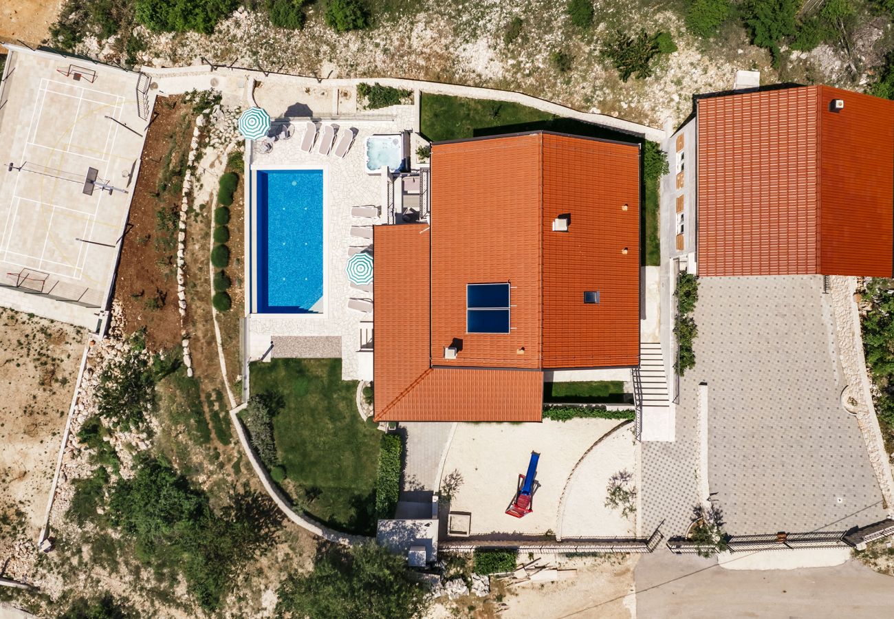 Villa in Glavina Donja - Poolincluded - Villa Melita