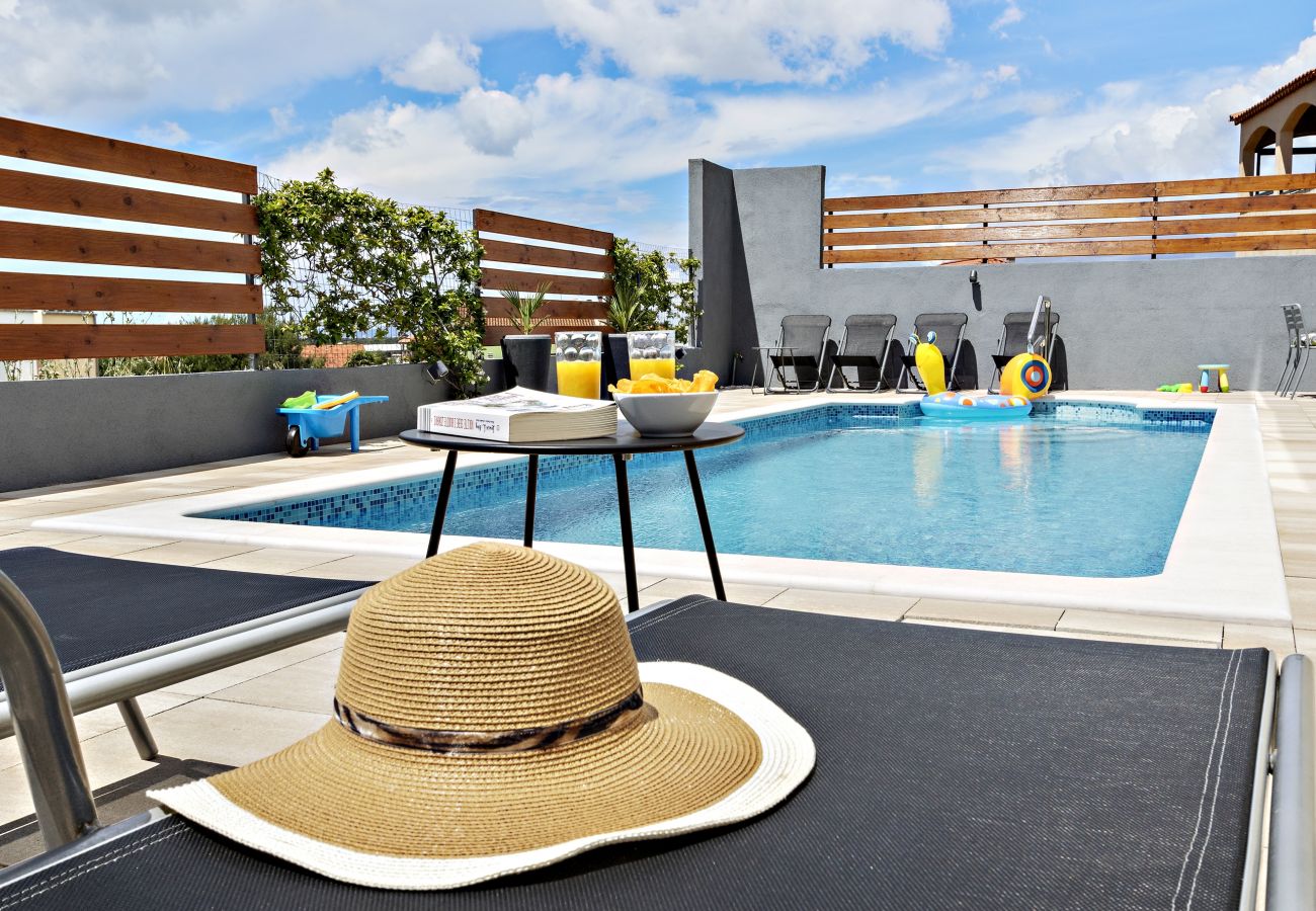 Apartment in Šibenik - Poolincluded - Apartment Cvita