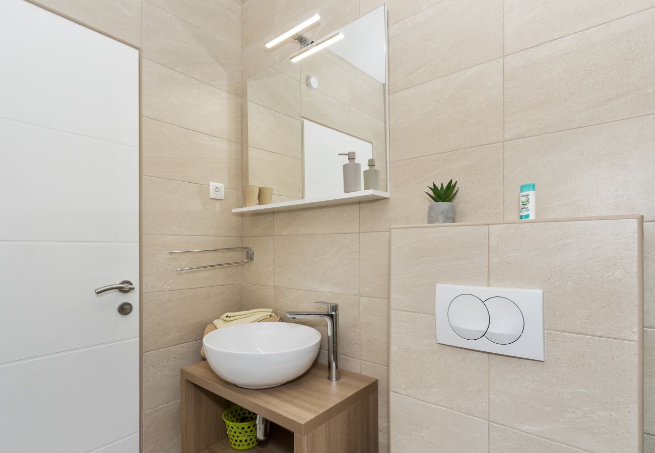 Apartment in Šibenik - Poolincluded - Apartment Cvita
