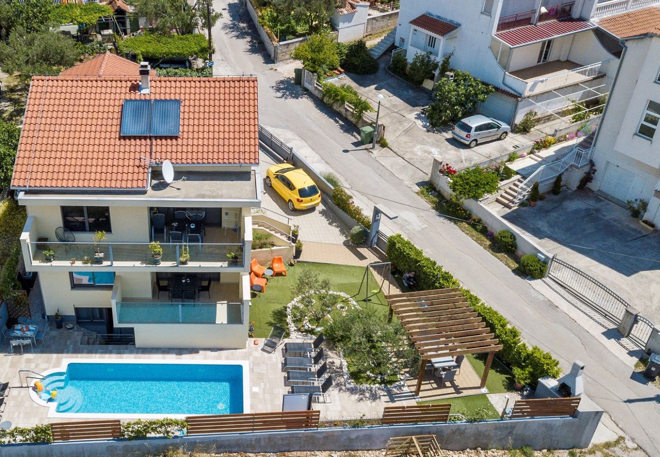 Apartment in Šibenik - Poolincluded - Apartment Cvita