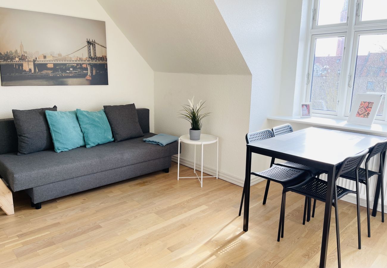 Apartment in Aalborg - aday - Apartment with Balcony and barbecue