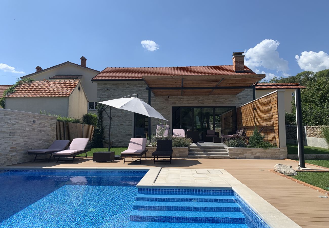 House in Donji Proložac - Poolincluded - Luxury Villa Prolozac