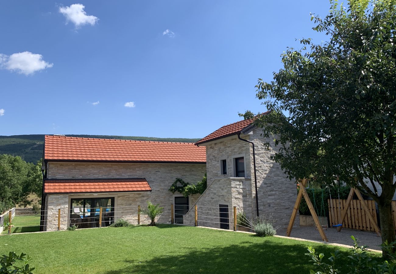 House in Donji Proložac - Poolincluded - Luxury Villa Prolozac