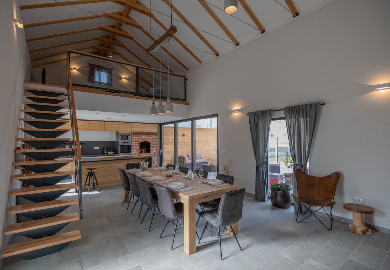 House in Donji Proložac - Poolincluded - Luxury Villa Prolozac
